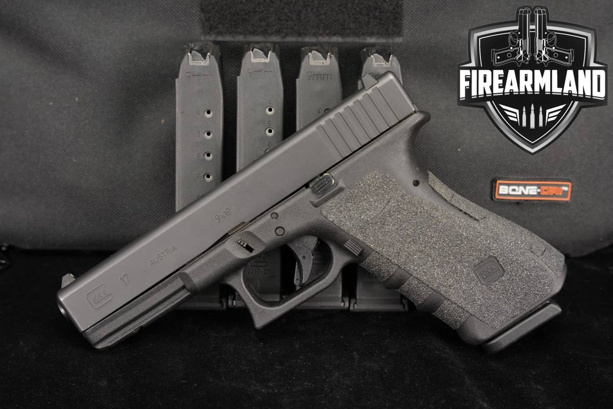 Glock 17 Gen3 G17 Gen 3 9mm 4.5 +5 MAGS, CASE