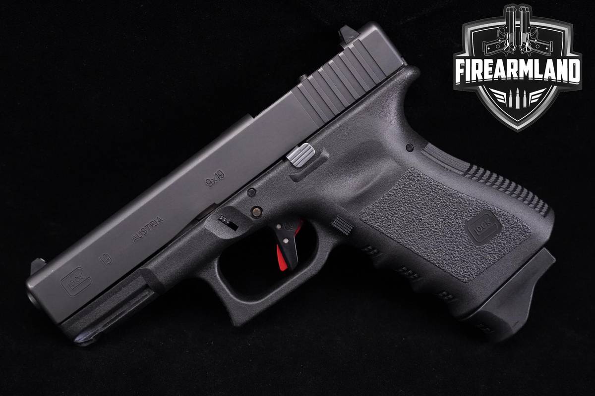 Glock 19 Gen3 9mm 4.02" G19 Gen 3 +2 MAGS & ORIG CASE