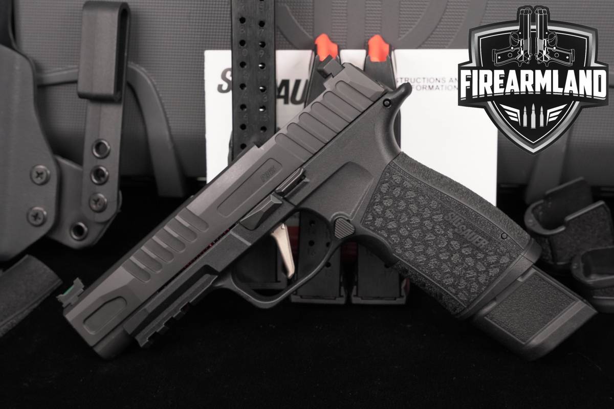 Sig Sauer P365-FUSE 9mm Optics-Ready P 365 +4 MAGS, ORIG CASE & HOLSTER