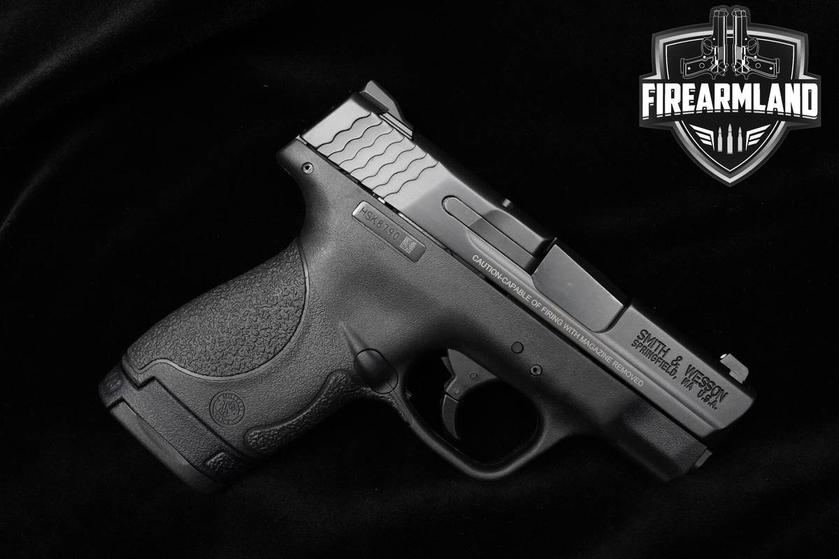 Smith & Wesson (S&W) M&P9 SHIELD 9mm 3" Pistol Stainless 9 M&P +2 MAGS