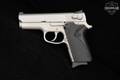 Smith & Wesson (S&W) Model 3913 9mm Luger Stainless in Very Good Condition Image 3