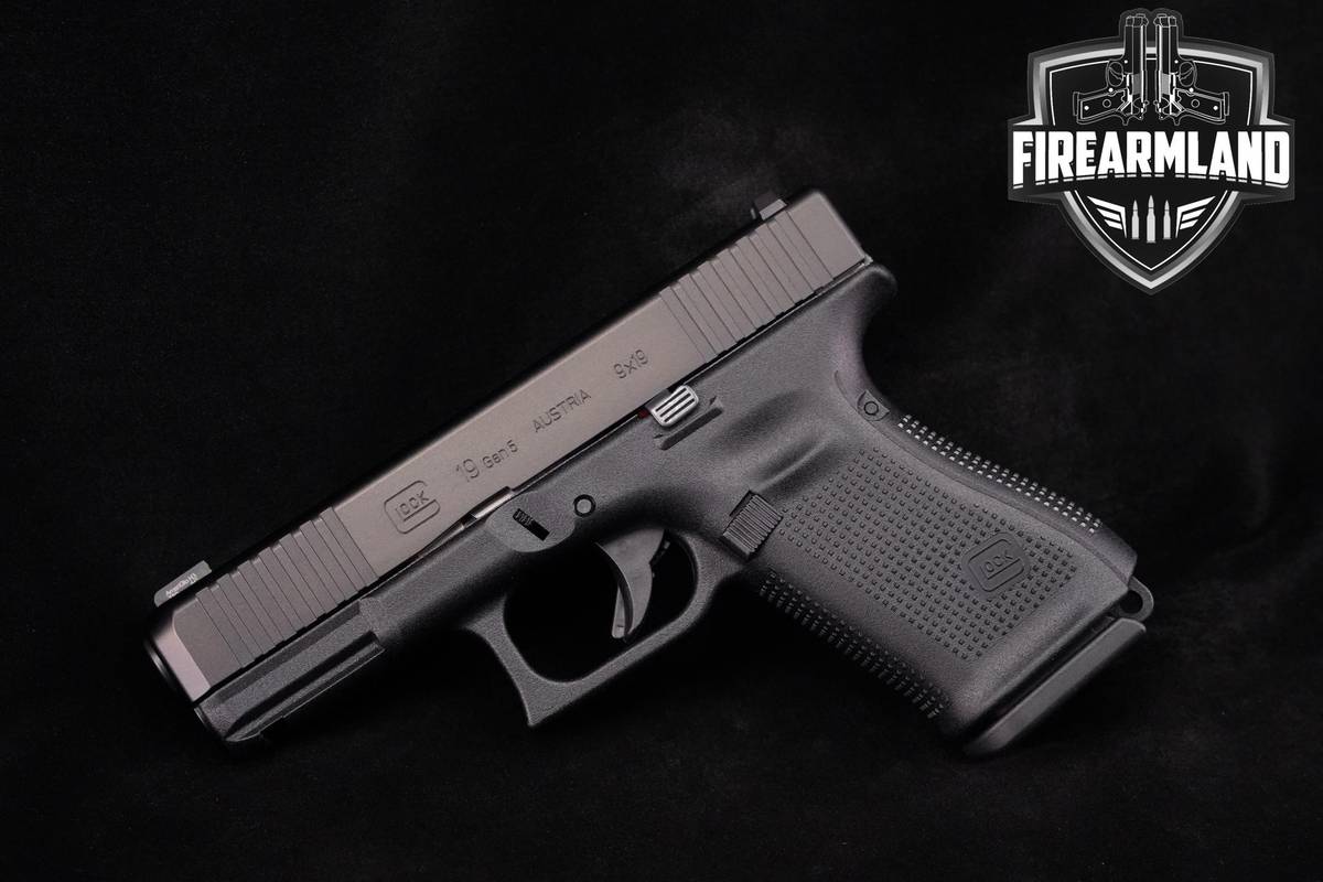 Glock 19 Gen5 9mm G19 Gen-5 +3 MAGS & ORIG CASE