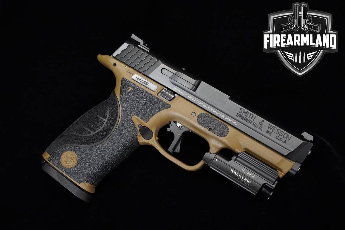 Smith & Wesson (S&W) M&P40 FDE 40 S&W 4.25" M&P40 M&P-40 2 MAGS & ORIG CASE