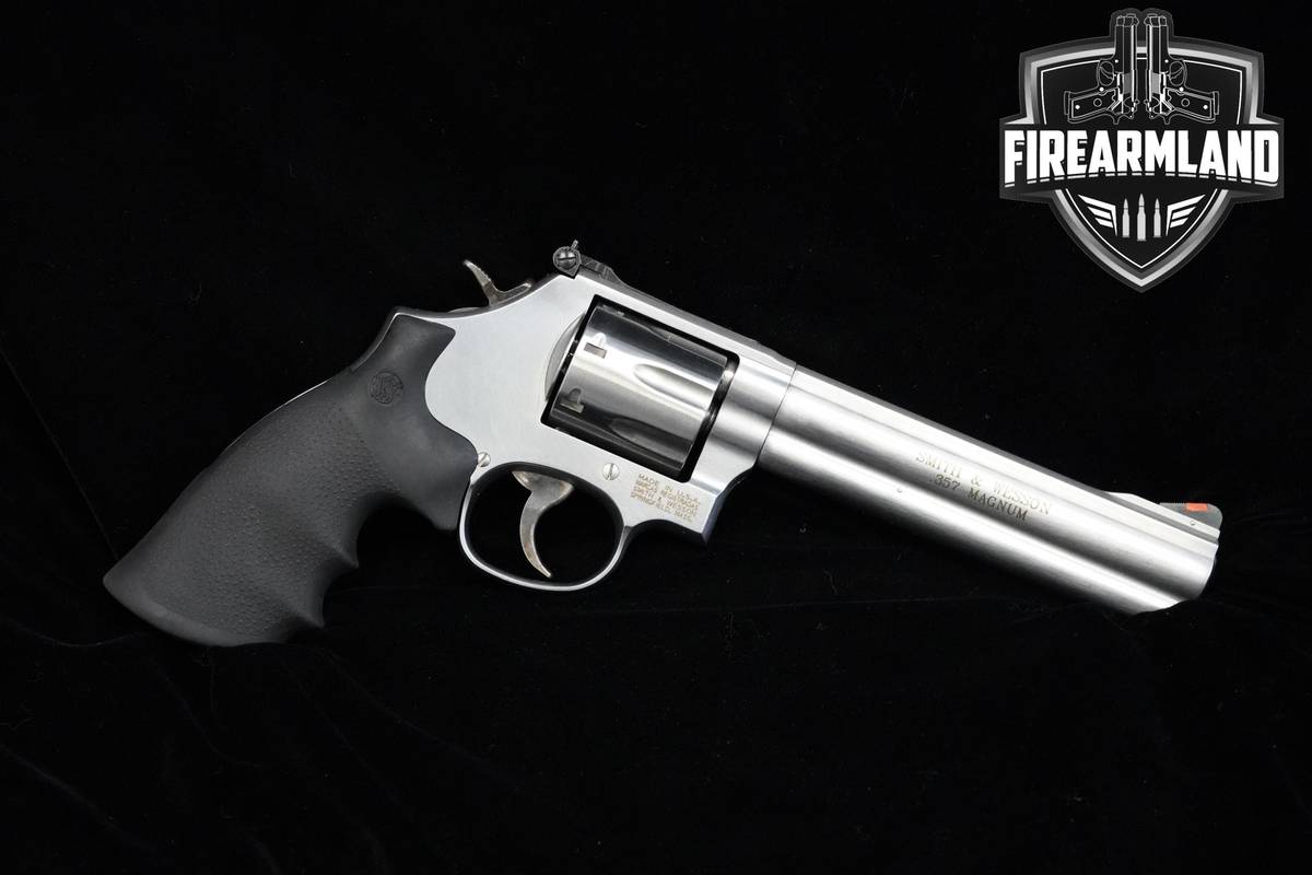 Smith & Wesson (S&W) Model 686-6 Plus 357 Magnum 6" S&W 686-6 DA/SA 7rd