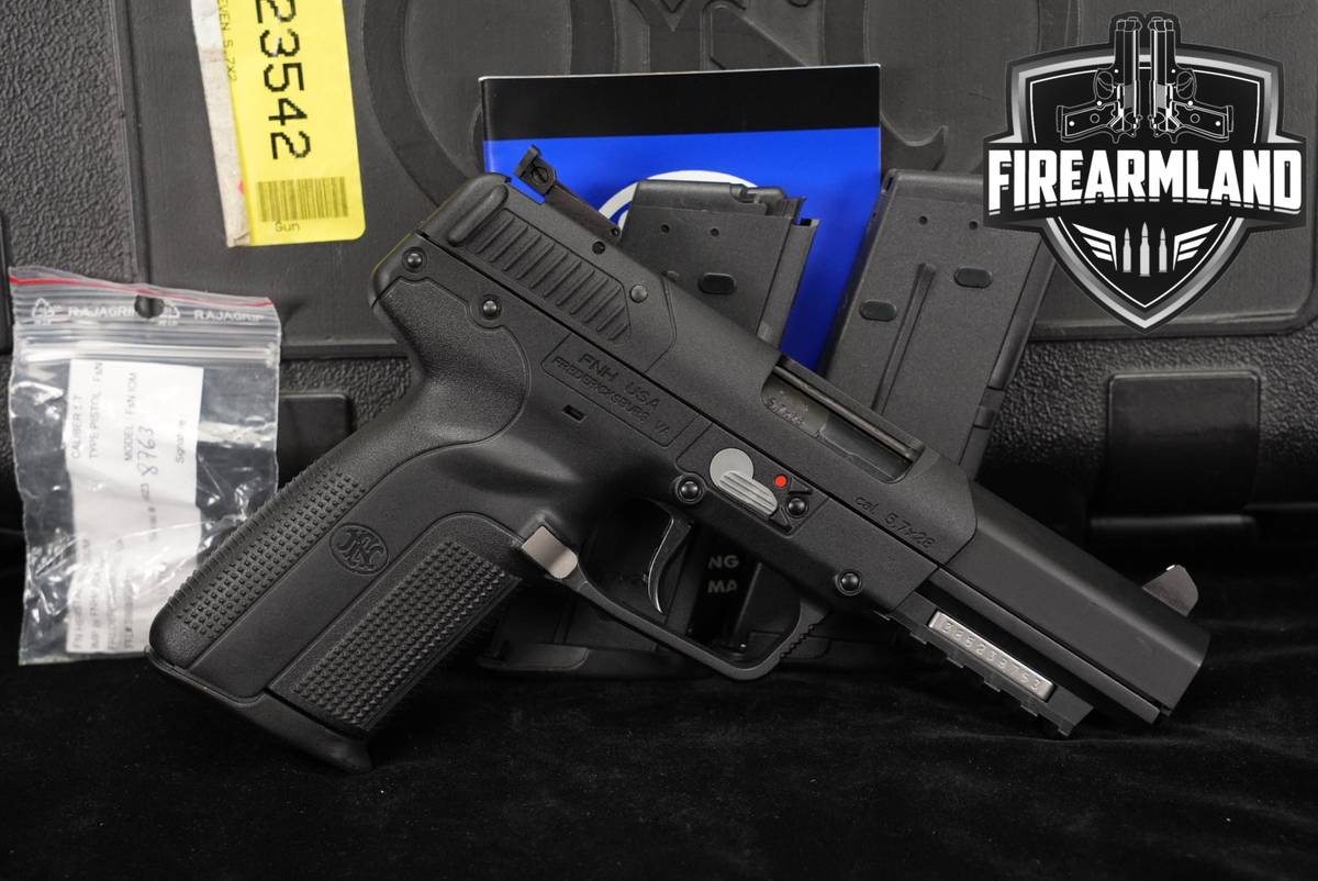 LIKE-NEW FN Five-seveN USG 5.7x28 57 FiveseveN +3 MAGS, ORIG CASE