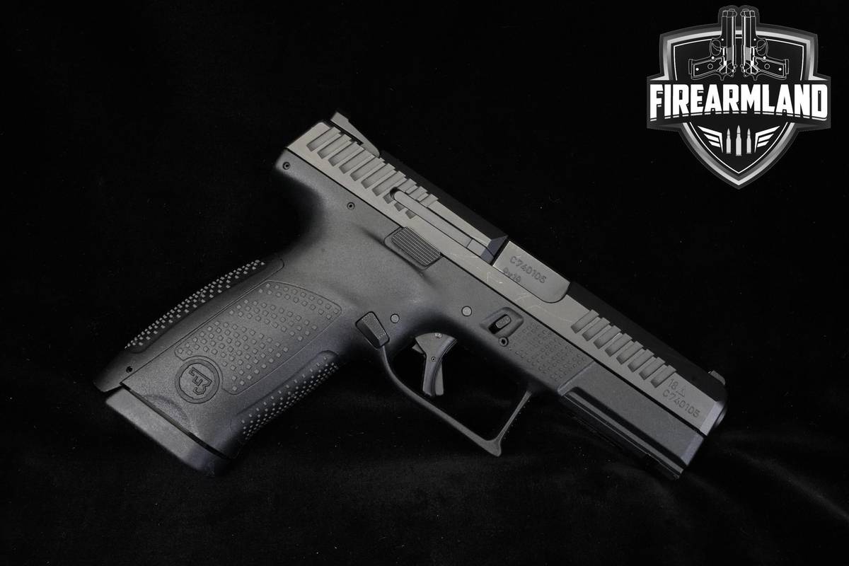CZ P-10 C 9mm 4.02" CZ P10 +2 MAGS & ORIG CASE