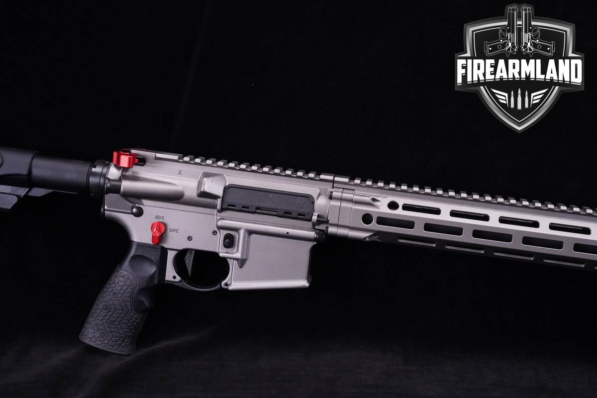 Daniel Defense DDM4 V7 Pro 5.56 NATO AR-15 AR15 18" +ORIG CASE & GEISSELE