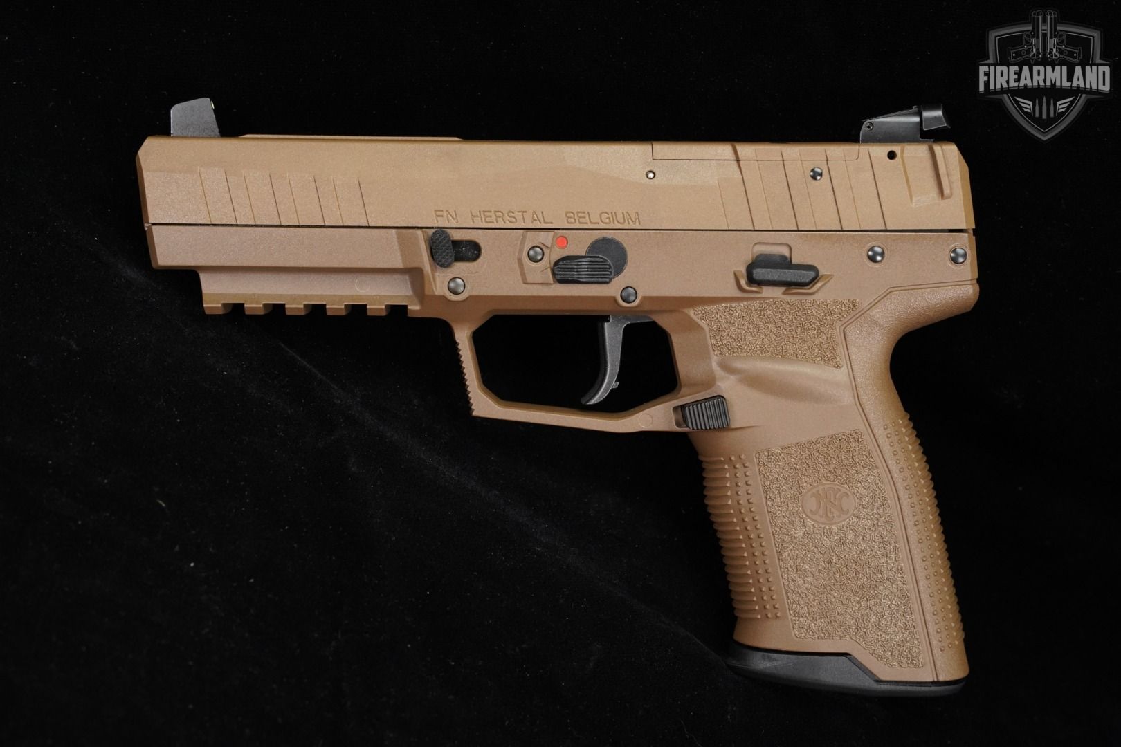 FN Five-seveN Mk3 MRD 5.7x28 Optics-Ready 4.8