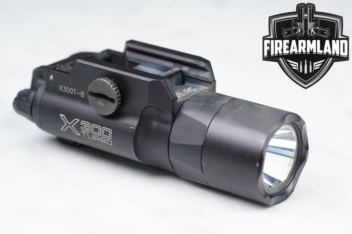 SureFire X300 Turbo 650 Lumens & 66,000 Lumens X300T-B X-300