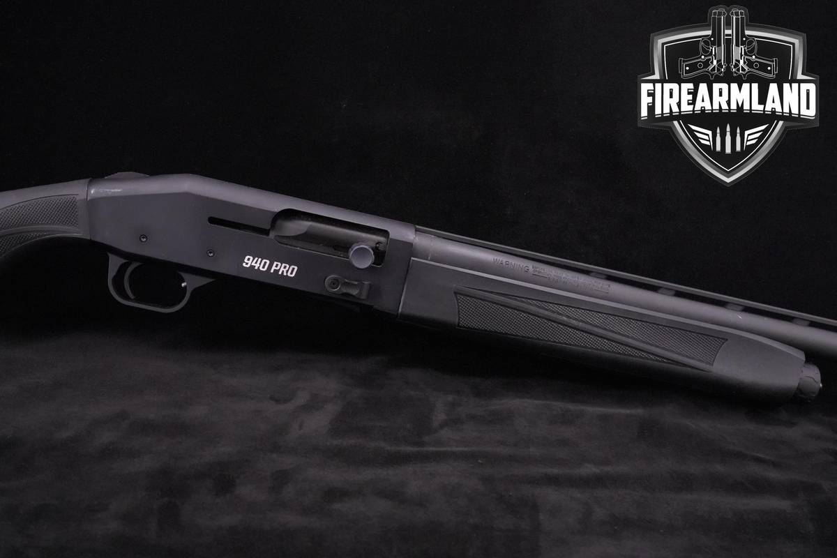 Mossberg Model 940 Pro Field 12-Gauge 28" Mossberg 940 Accu-Choke 3"