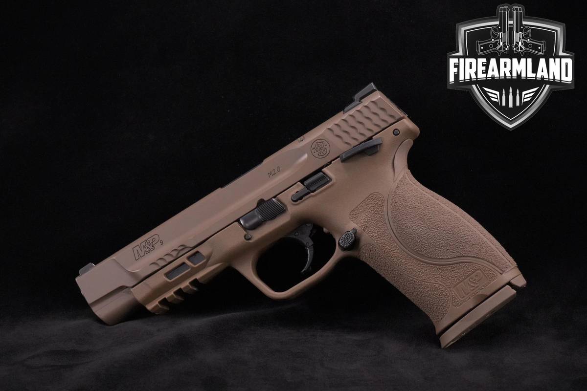 Smith & Wesson (S&W) M&P9 M2.0 9mm 5" FDE S&W-M&P9 M&P-9 5 MAGS & ORIG CASE