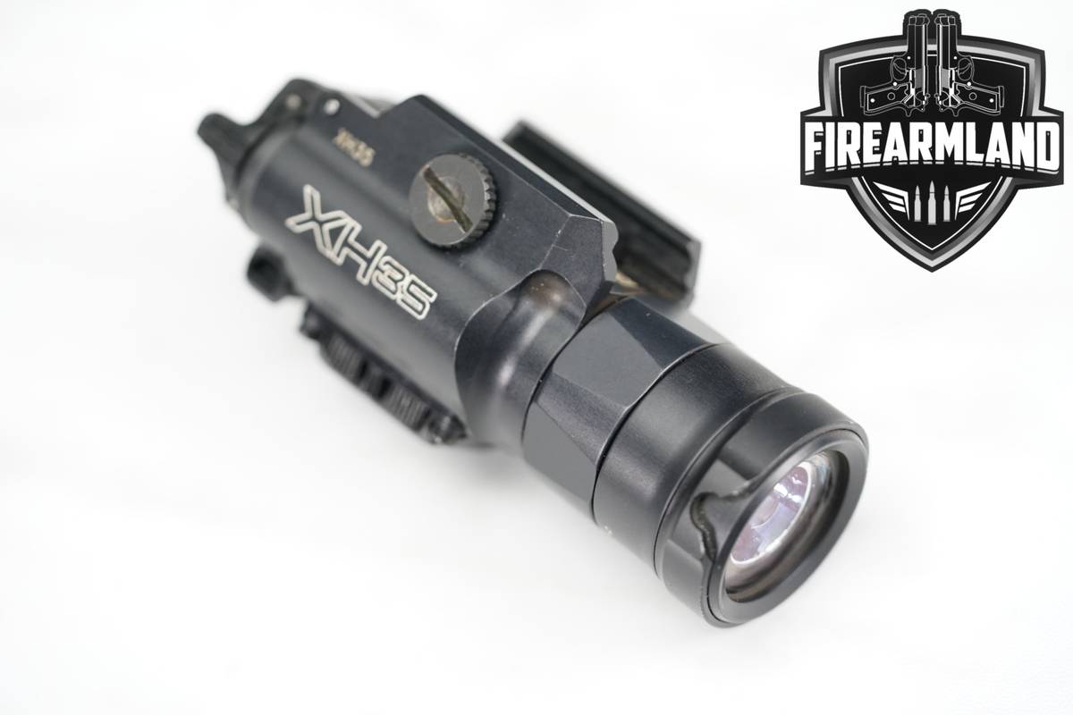 SureFire XH35 300 Lumens & 900 Candela 1000 & 3000 XH-35 Weapon Light