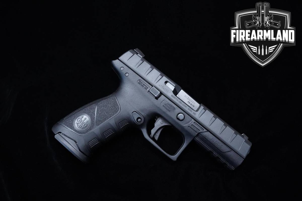 Beretta APX 9mm 4.25" Beretta +2 MAGS & ORIG CASE