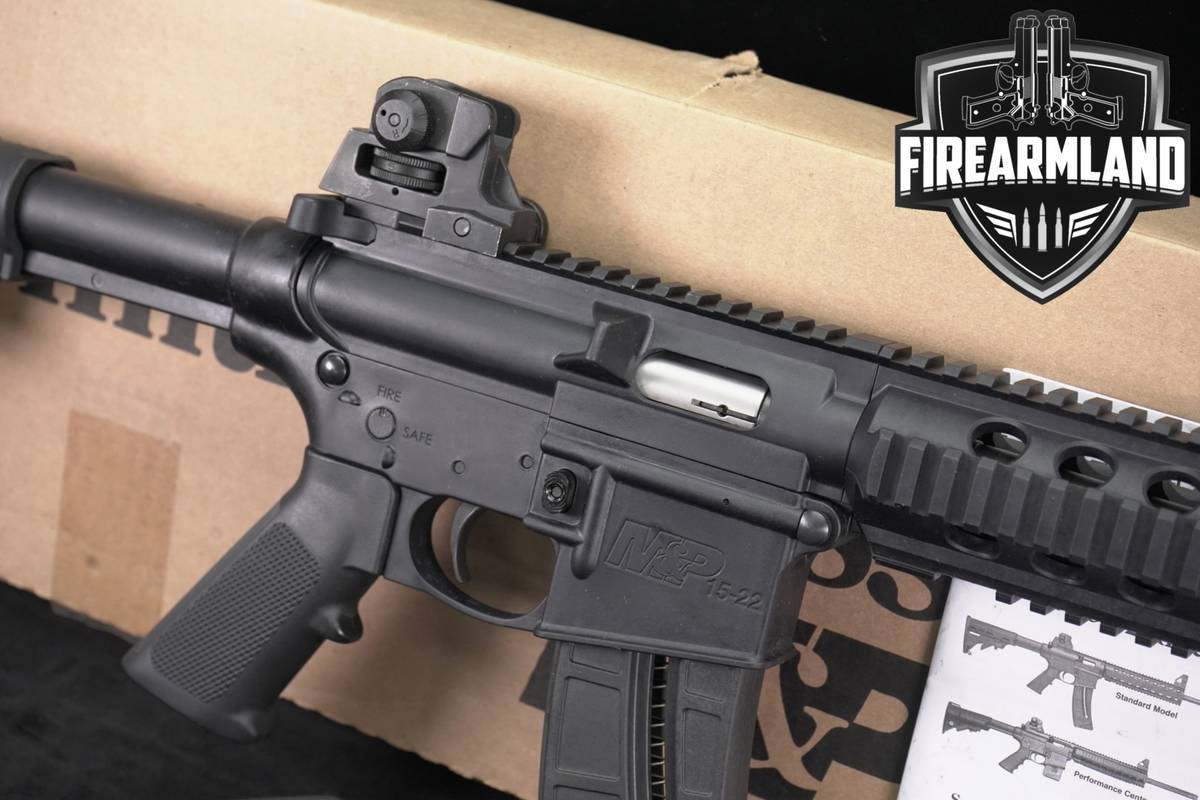 Smith & Wesson M&P15-22 S&W 22LR AR-15 AR15 M&P THREADED +2 MAGS & ORIG BOX