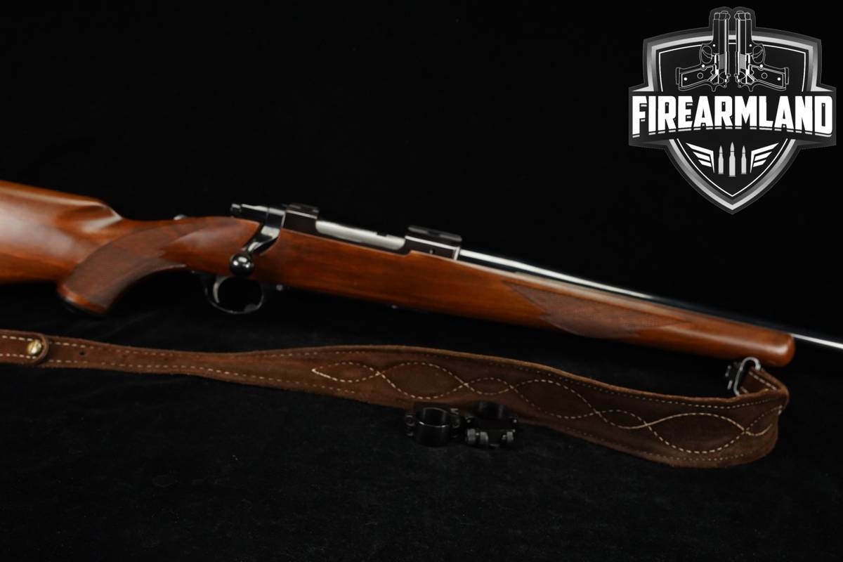 1988 Ruger M77 R 220 Swift 24" Blued & Walnut Red Pad +SCOPE RINGS