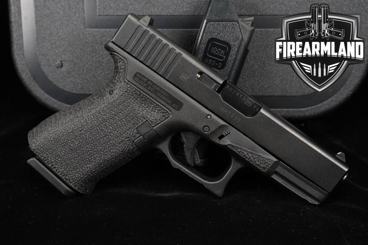 Glock 19 Gen3 G19 Gen 3 9mm 4.02 +2 MAGS, ORIG CASE