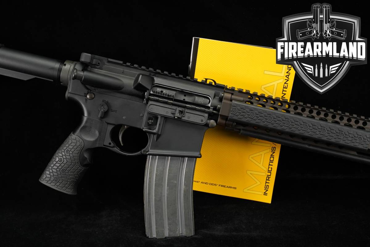 Daniel Defense DDM4 M4A1 5.56 NATO AR-15 AR15 16" P&W DD M4 RIS II FDE