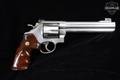 Smith & Wesson (S&W) Model 629-4 Classic .44 Rem Magnum Satin Stainless in Excellent Condition Image 3