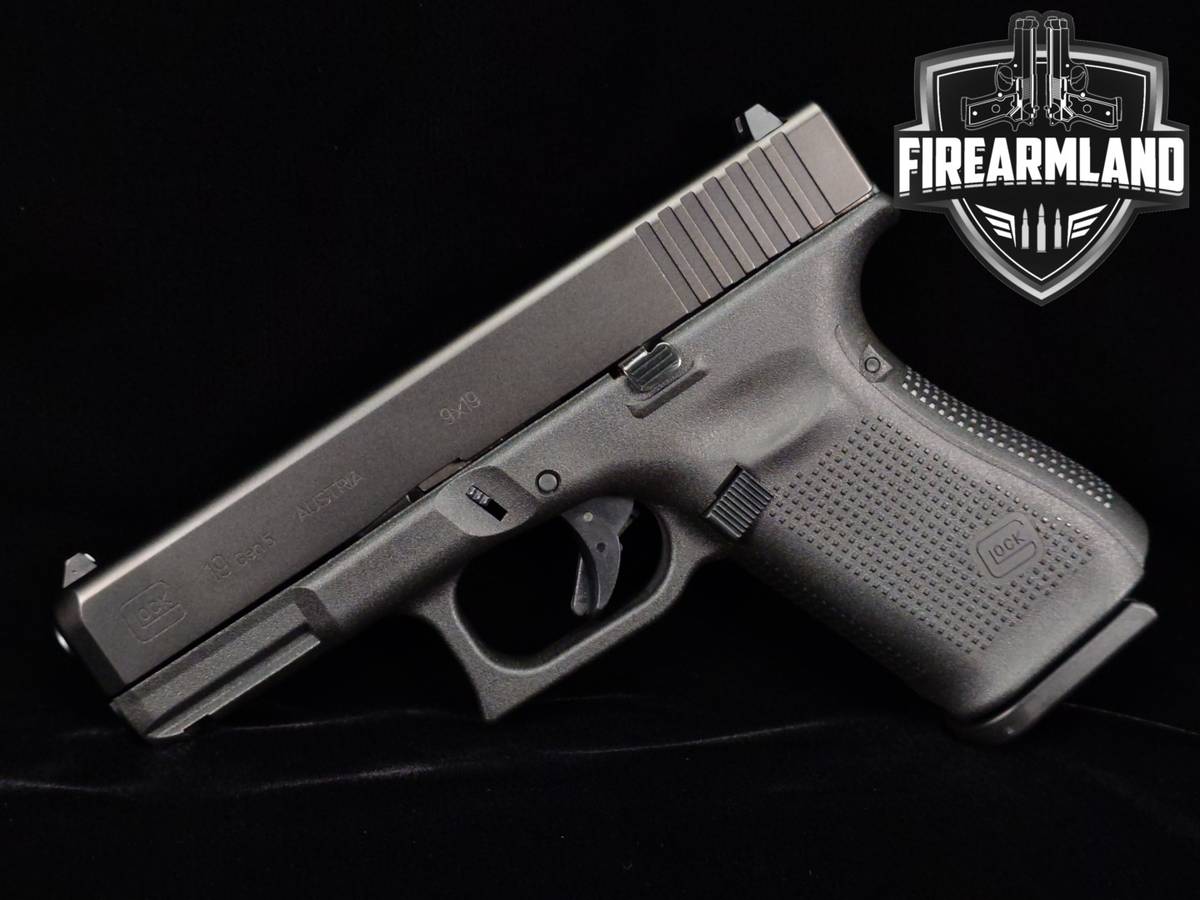 Glock 19 Gen5 9mm G19 Gen-5 +3 MAGS & ORIG CASE