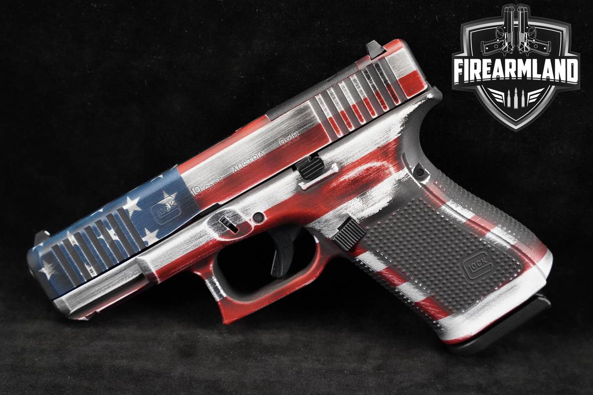 Glock 19 Gen5 MOS 9mm Distressed US Flag G19 Gen 5 +3 MAGS & ORIG CASE