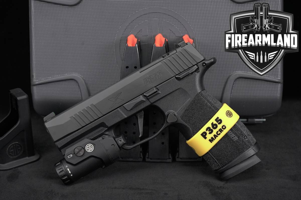 Sig Sauer P365-XMACRO 9mm FOXTROT2R Light 3.7" P-365 X-MACRO 4 MAGS OG CASE
