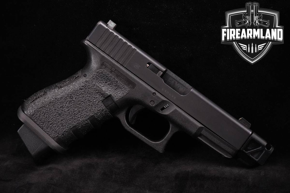 Glock 19 Gen3 9mm 4.02" G19 Gen 3 +2 MAGS & ORIG CASE