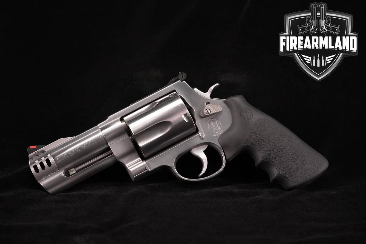 Smith & Wesson S&W Model 500 163504 500S&WMagnum 4.0" Satin Stainless M500