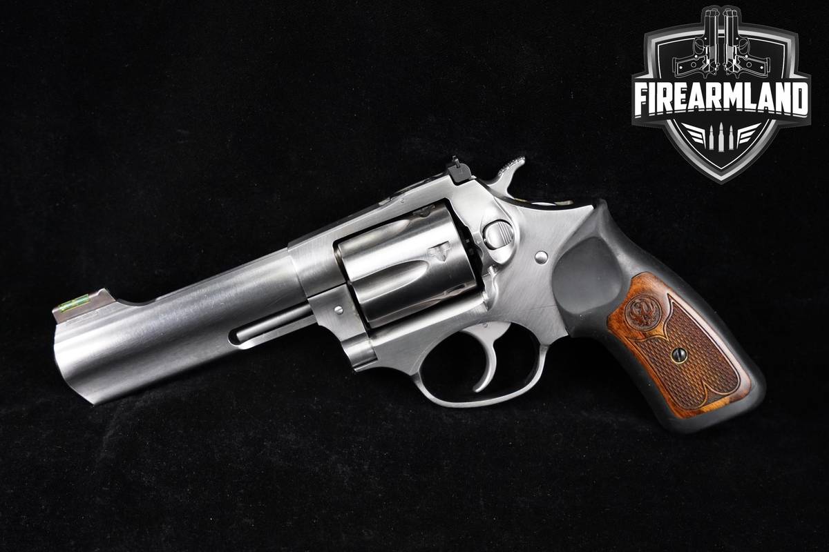 Ruger SP101 327 Federal Magnum 4.2" Satin Stainless SP-101 Full-Lug OG CASE