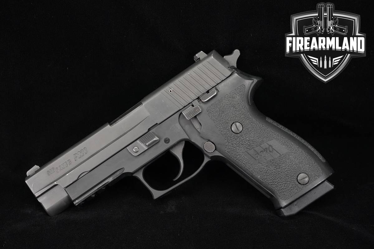 2011 Sig Sauer P220 R 45 ACP 4.4" P 220 DA/SA 220R