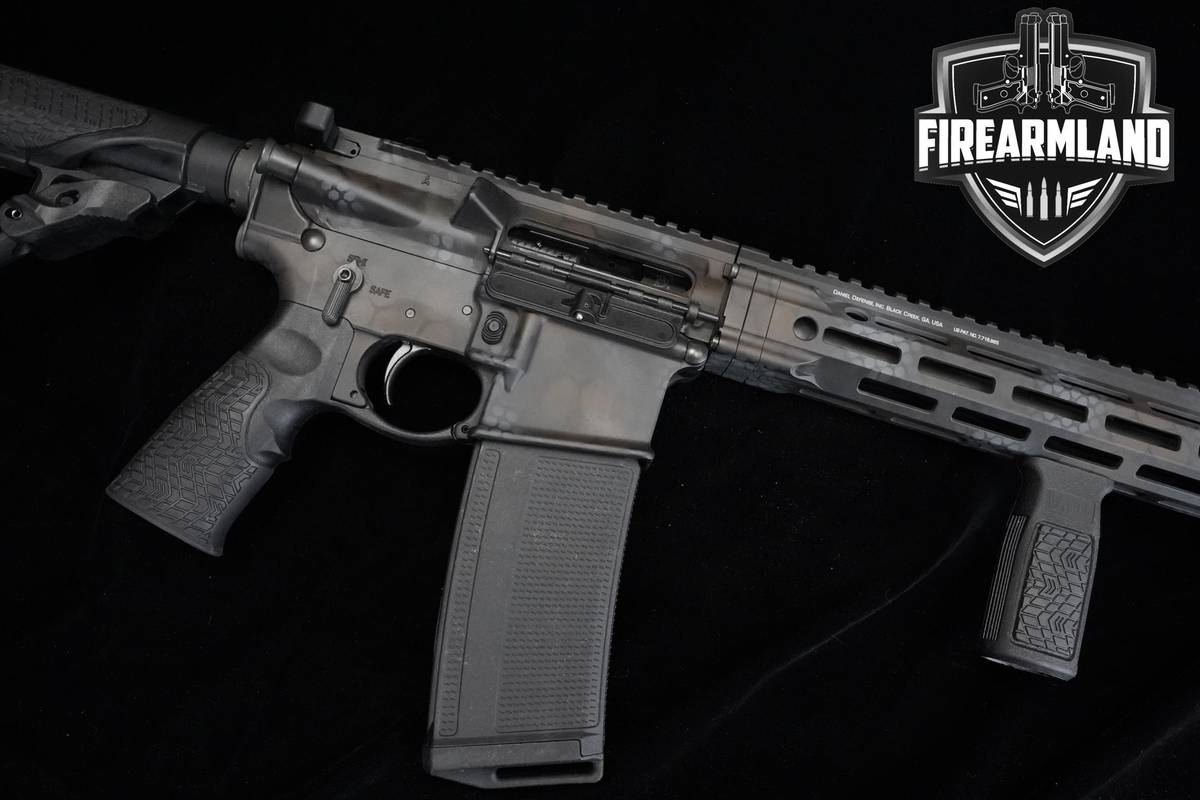 Daniel Defense DDM4 V7 5.56 NATO AR-15 AR15 AR 16" DDM4-V7 DD-M4 +ORIG CASE