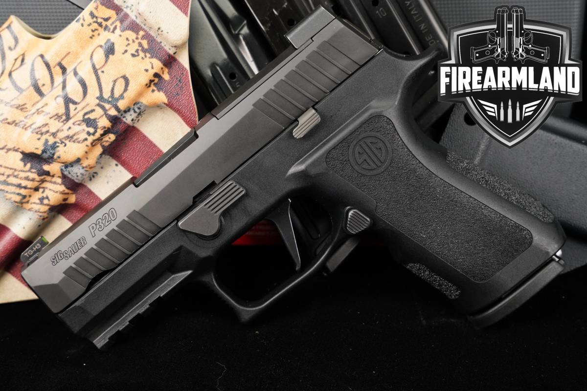 Sig Sauer P320 Compact 9mm 3.6" P 320 X Carry +5 MAGS, ORIG CASE & HOLSTER