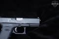 Glock 19 Gen4 9mm Luger Melonite in Excellent Condition Image 5