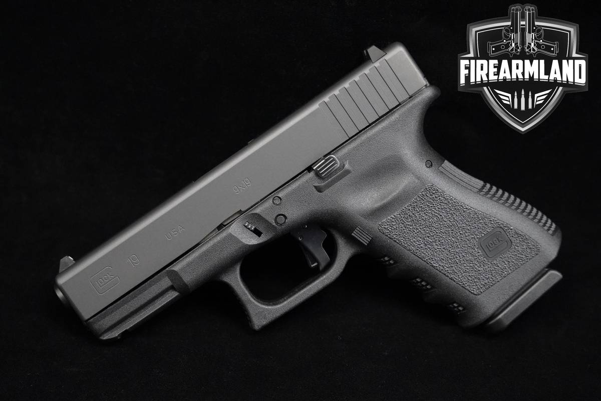 Glock 19 Gen3 G19 Compact 9mm 4.02" Glock-19 G-19 Gen-3 +3 MAGS & ORIG CASE