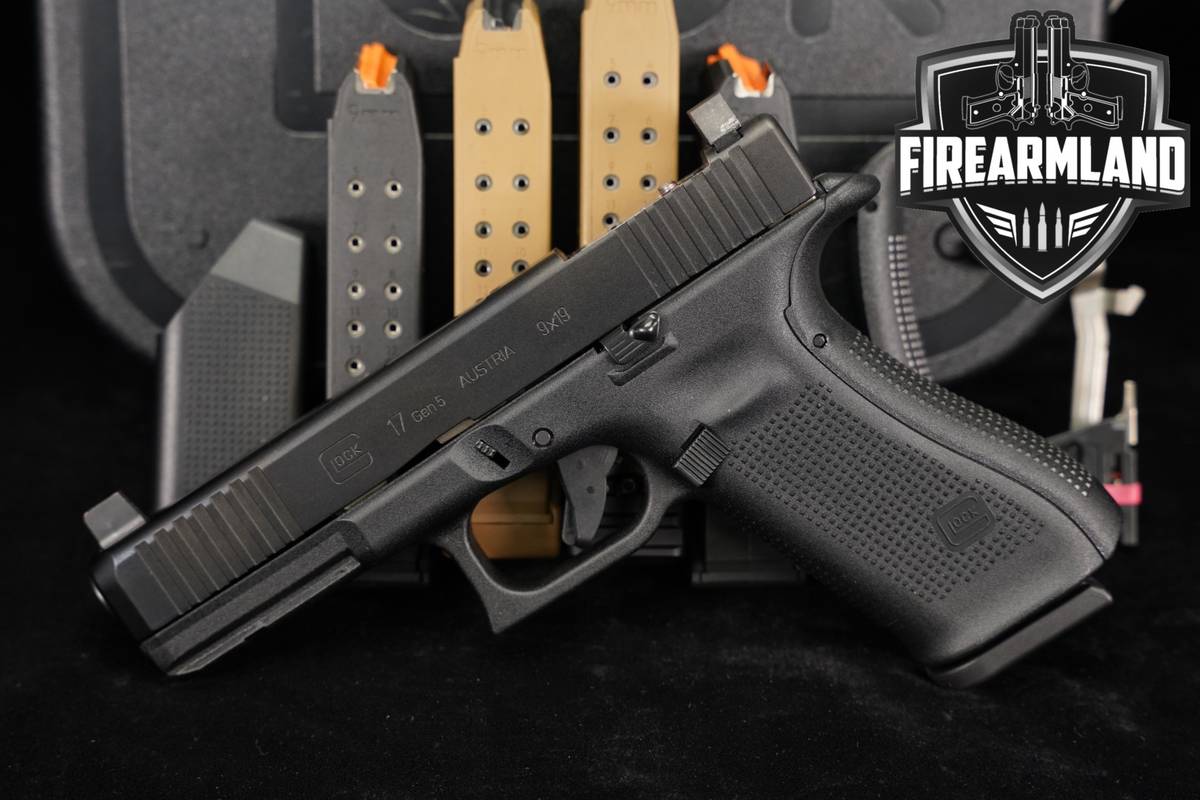 Glock 17 Gen5 G17 Gen 5 9mm Optics-Ready 4.49 +FIVE MAGS & ORIG CASE