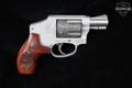 Smith & Wesson (S&W) Model 642-2 American Scroll Classic Carry, No. 109 .38 Spl. Stainless in Excellent Condition Image 5