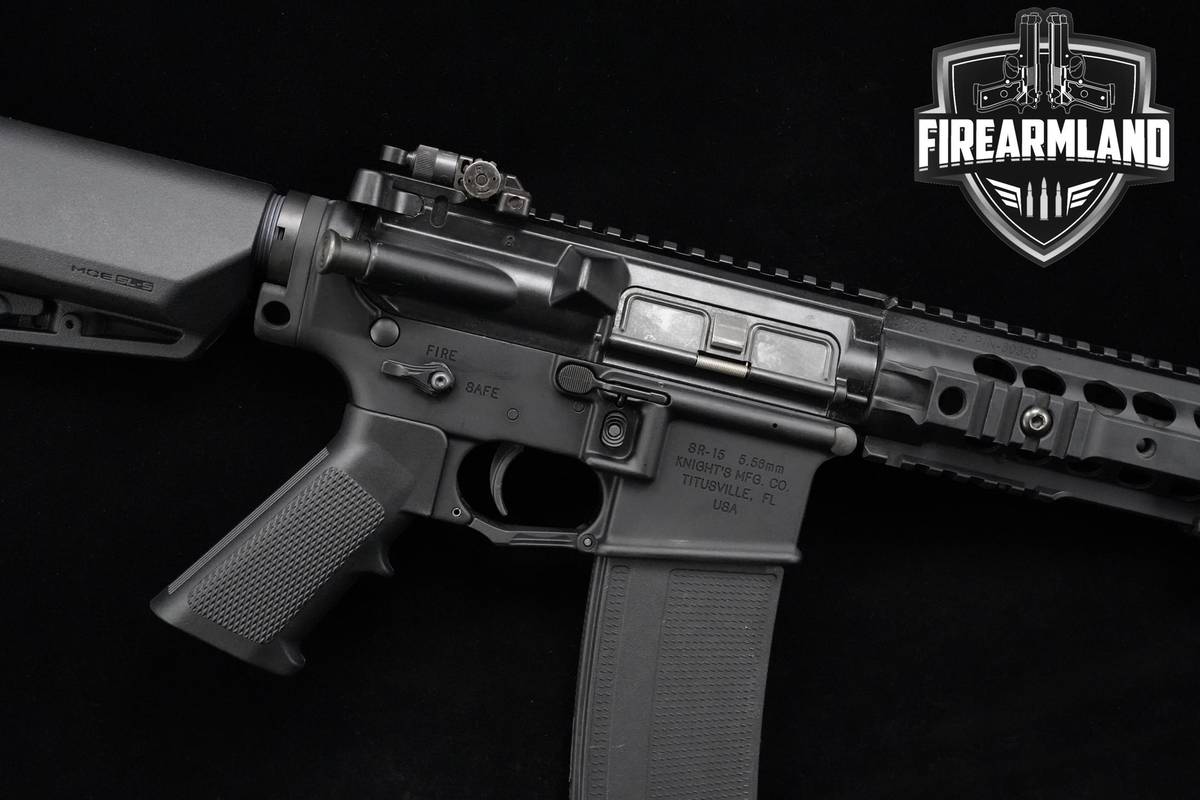STONER RIFLE Knights Armament KAC SR-15 E3 Carbine 5.56 NATO 16.1" KAC SR15