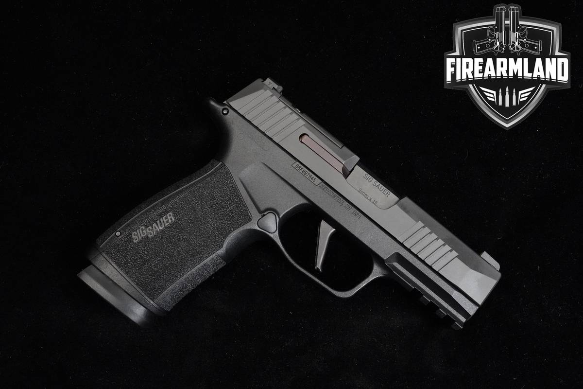 Sig Sauer P365 XMacro 9mm Nitron Sig-Sauer P365 X-Macro +5 MAGS & ORIG CASE