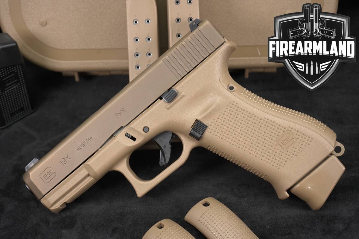 Glock 19X 9mm 4.02" TRITIUM Sights G19X Coyote +3 MAGS & ORIG CASE