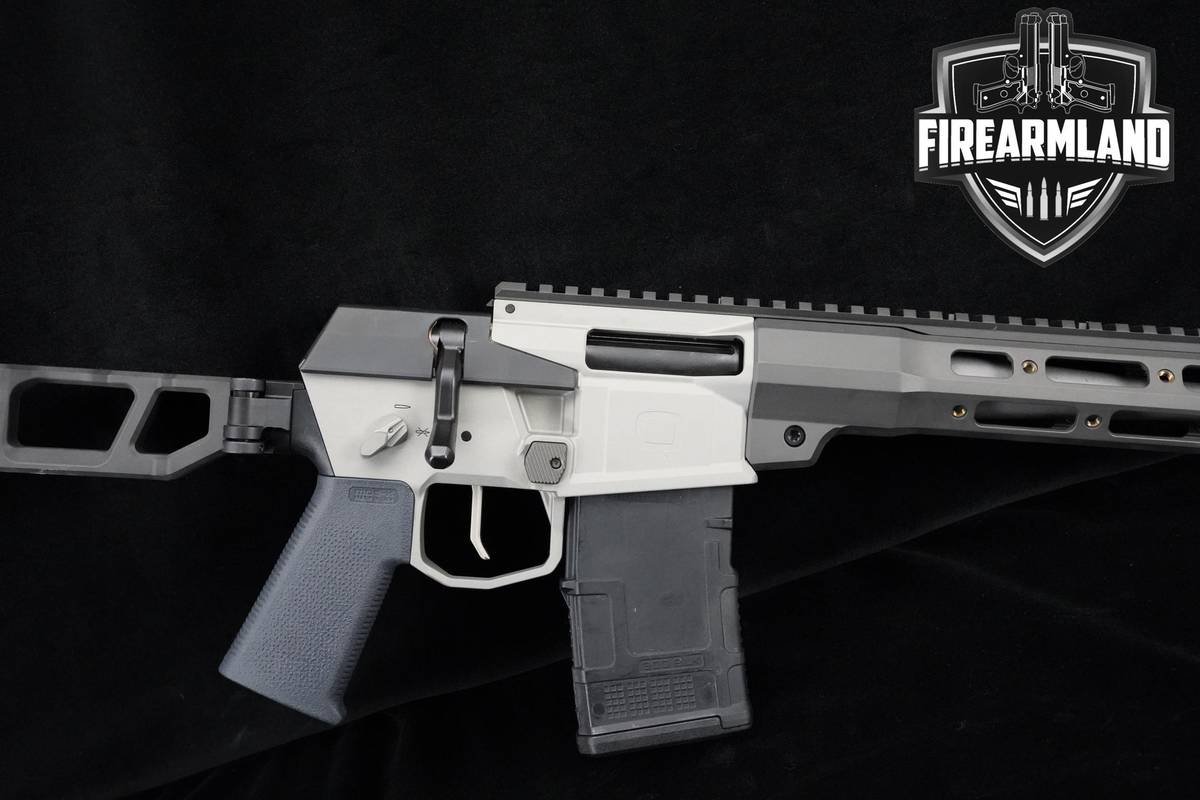 Q Mini Fix 300 Blackout 8" Black/Gray Q Bolt-Action Pistol