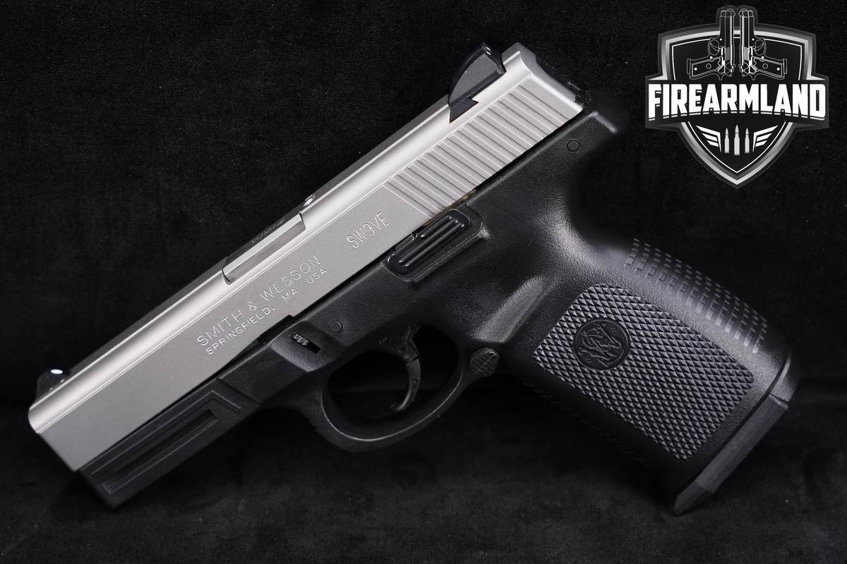 DISCONTINUED Smith & Wesson S&W SW9VE Sigma Series 9mm 4" +2 MAGS & OG CASE