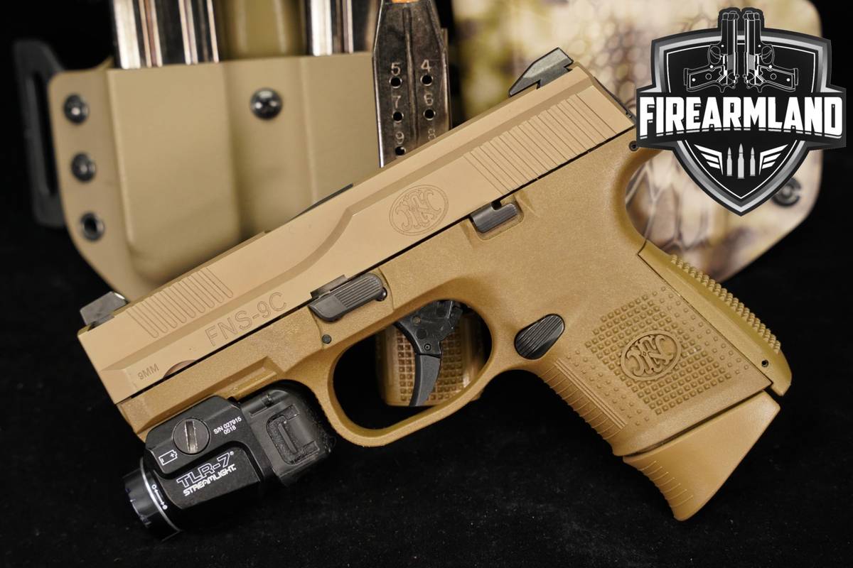 FN FNS-9 Compact NMS 9mm 3.5" FDE FNS9 +4 MAGS, HOLSTER, TLR-7 LIGHT