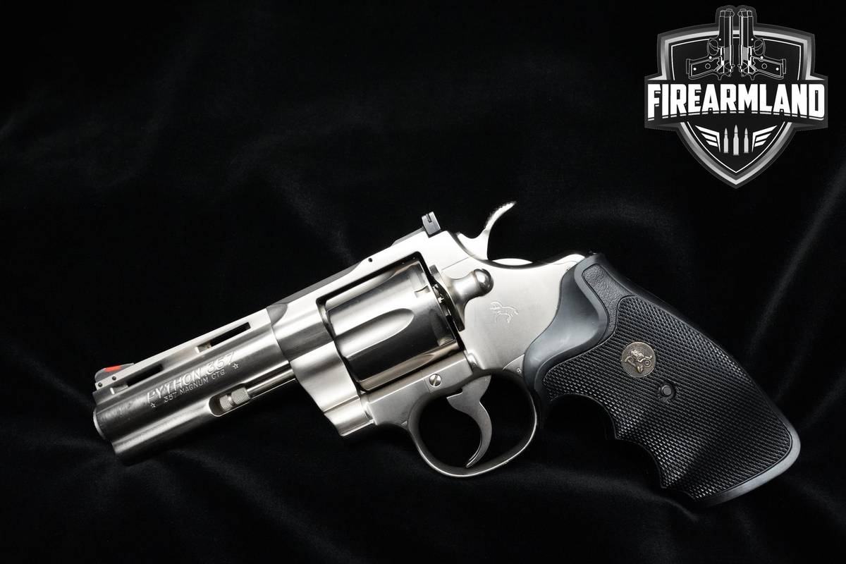 SNAKE GUN 1974 Colt Python 357 Magnum 4" Matte Nickel Colt VENT RIB DA/SA
