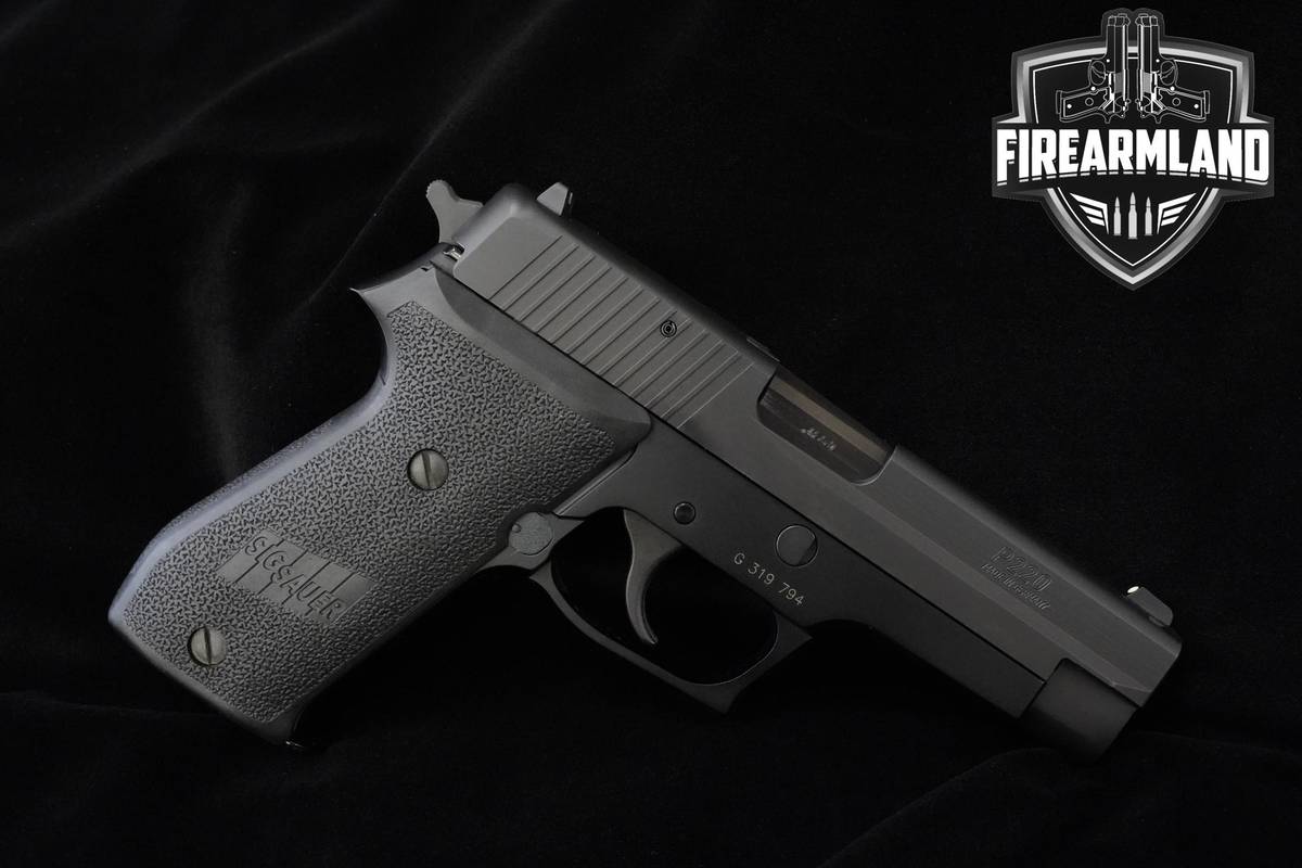 Sig Sauer P220 45 ACP 4.25" P220 P-220 +2 MAGS & ORIG CASE