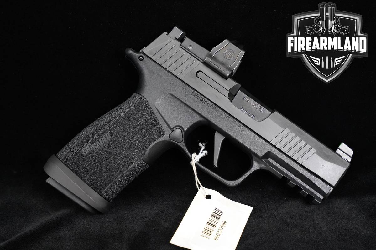 LNIB Sig Sauer P365 XMacro 9mm 3.7 P-365 +3 MAGS, OG CASE & ROMEOZero Elite