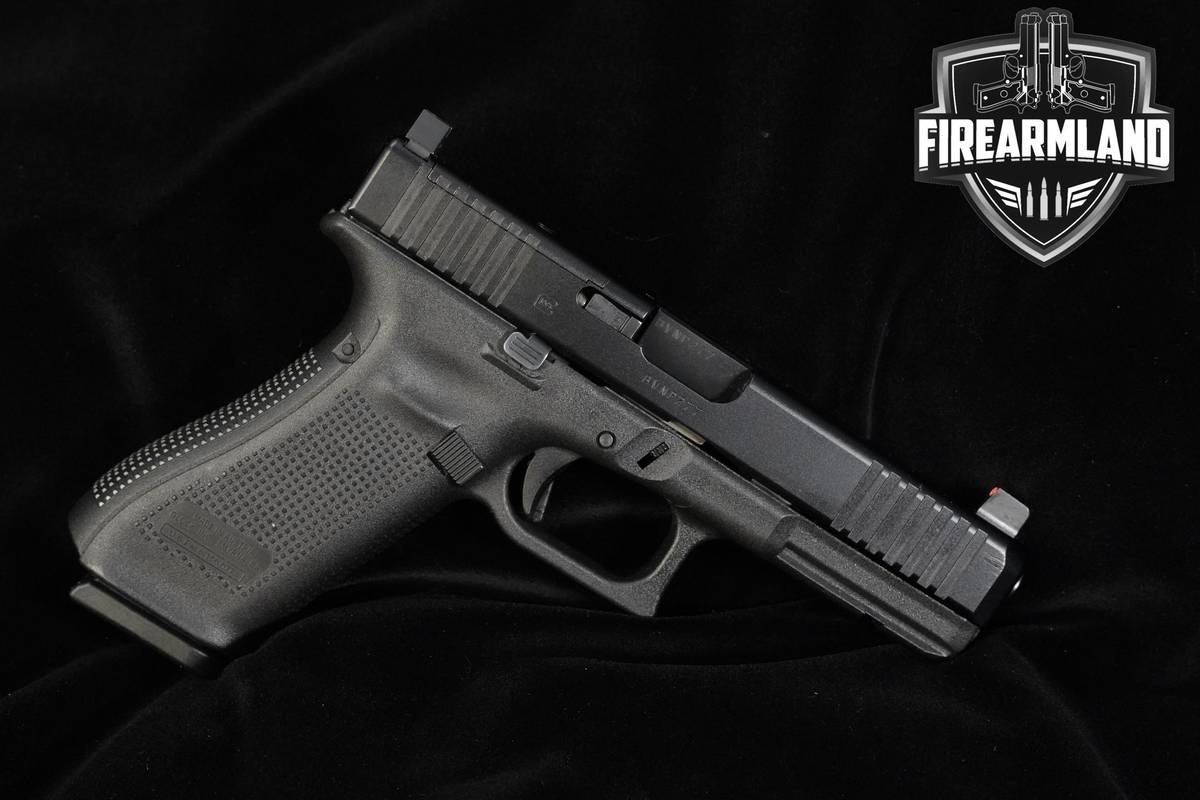 Glock 22 Gen5 40 S&W 4.49" Glock G22 G-22 Gen-5 3 MAGS & ORIG CASE