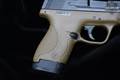 Smith & Wesson (S&W) M&P9 Shield 9mm Luger Two-Tone in Excellent Condition Image 4