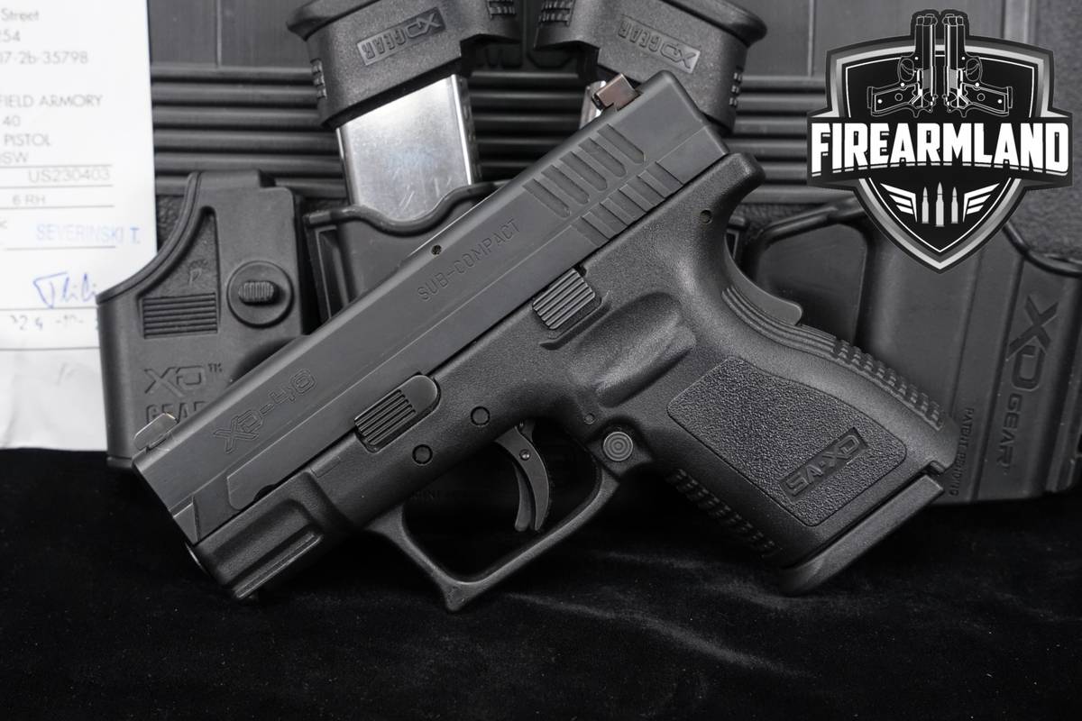 Springfield Armory XD-40 Sub-Compact 40S&W XD40 +Night Sights, OG Case