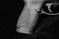 Smith & Wesson (S&W) M&P9 Shield 9mm Luger Black in Excellent Condition Image 4