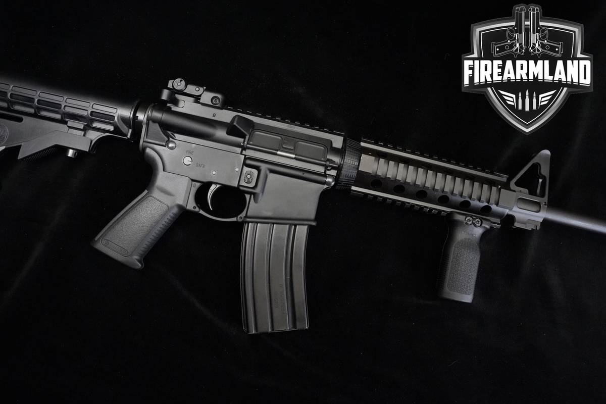 Ruger AR-556 5.56 NATO AR-15 AR15 16.10" Black Anodized Ruger +2 MAGS