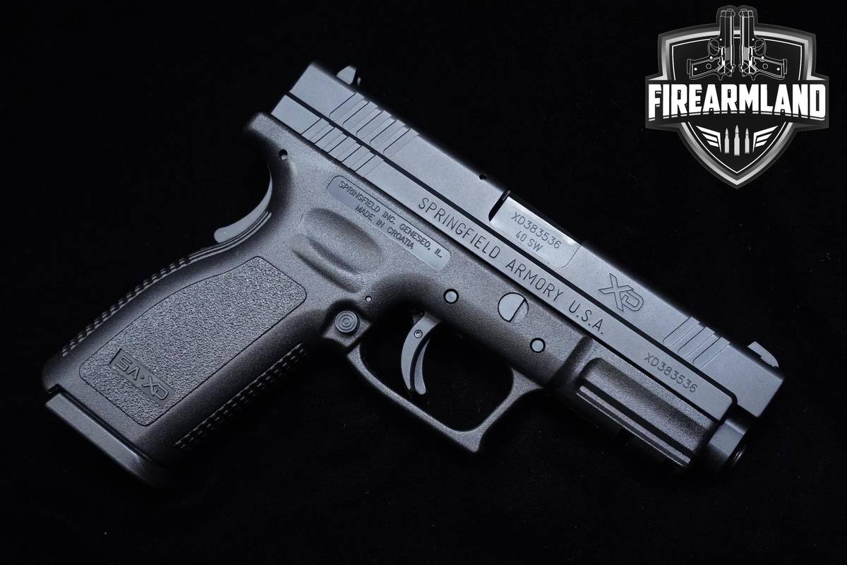 Springfield Armory XD-40 40 S&W 4" Springfield XD-40 XD40 2MAGS & ORIG CASE
